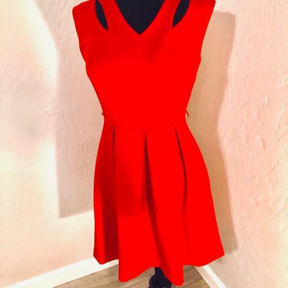 Metaphor Dresses & Skirts - Dress sleeveless, lightweight, Color red Preowned SIZE 8